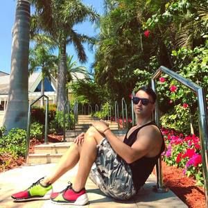 Meet your Posher, Mauricio